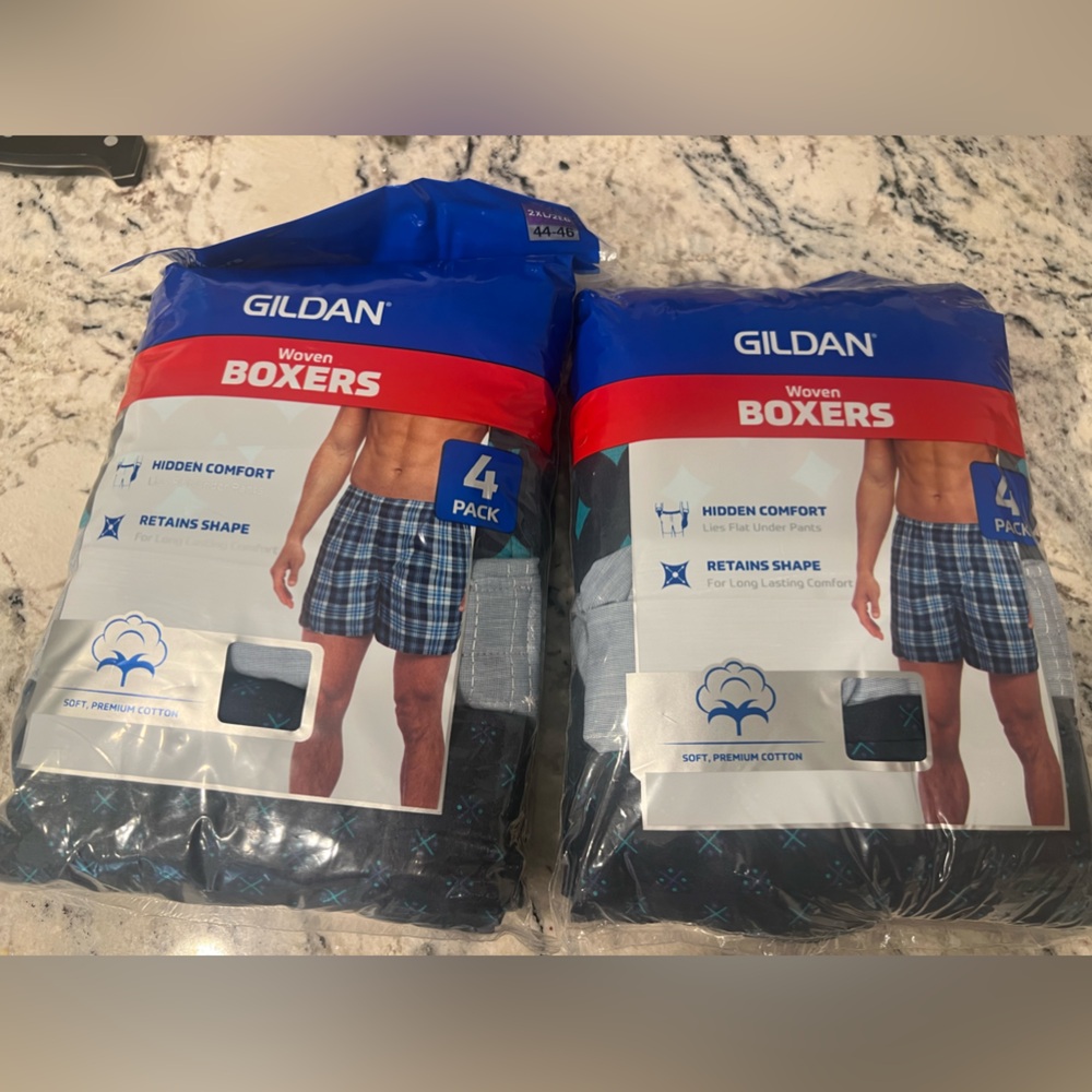 2 new packs of Gildan boxers